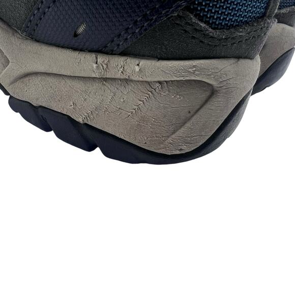 L.L. Bean Women's Size 8.5 Waterproof Outdoor Sneaker #0368 - Picture 8 of 15